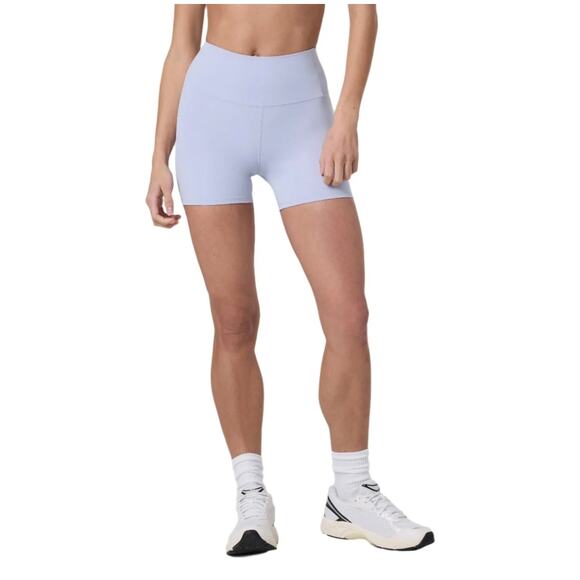 Vuori Women's AllTheFeels Short Lavender Mist Size Small - Picture 1 of 8